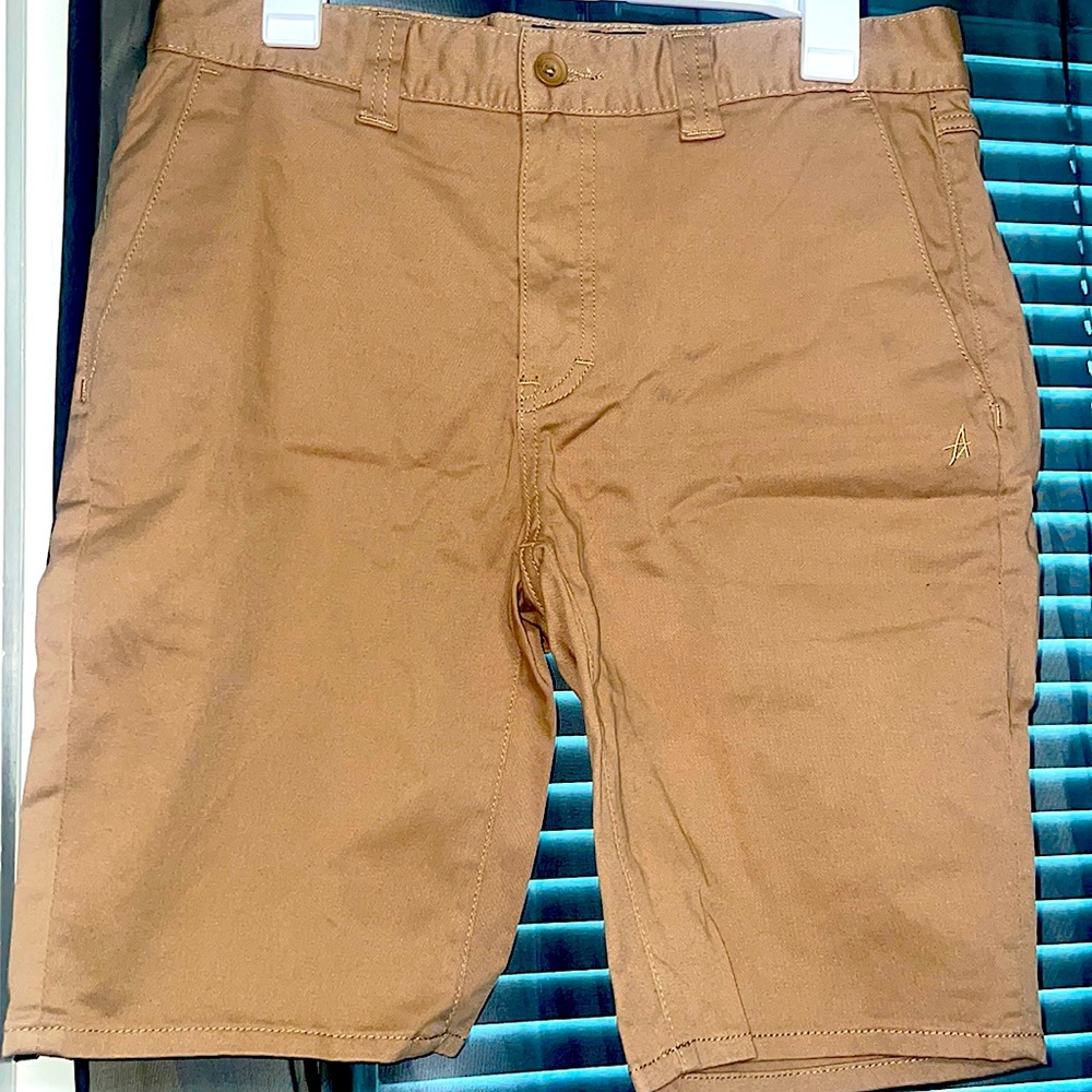 Altamont A/969 Khaki Shorts